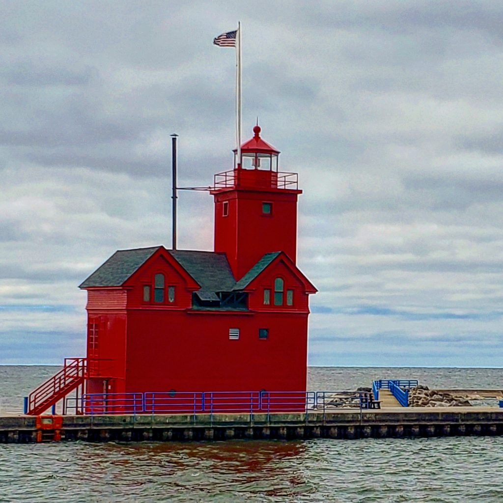 Cernys Journeys: Big Red Lighthouse Holland MI Cernys Journeys: Big Red Lighthouse Holland MI